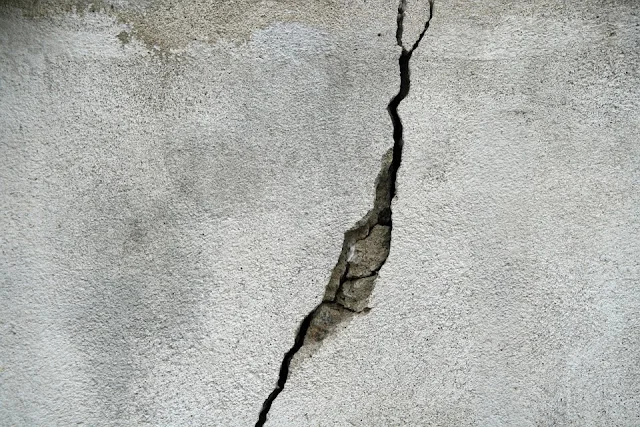 crepe sul soffitto pericolose