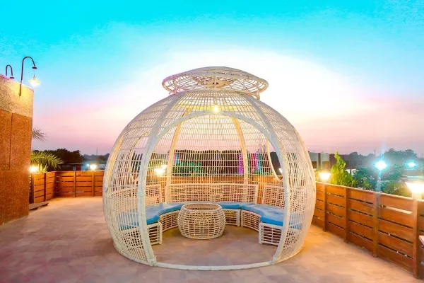 come abbellire un gazebo in ferro