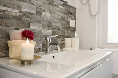 nuove tendenze per rivestimenti bagni moderni